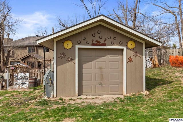 4235 Harrison Street, Bellevue, NE 68147