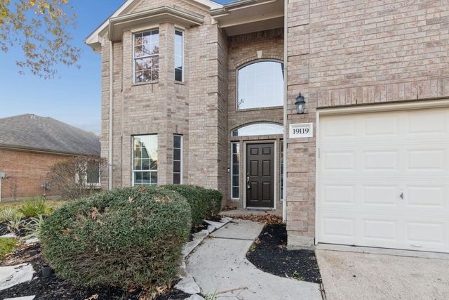 19119 Sprintwood Court, Humble, TX 77346