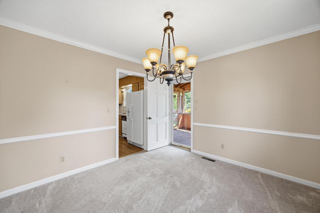 6710 Larkwood Lane, Chattanooga, TN 37421