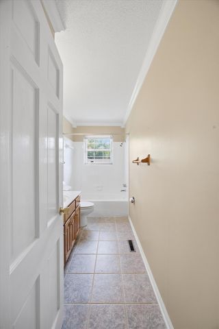 6710 Larkwood Lane, Chattanooga, TN 37421