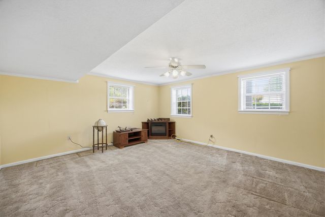 6710 Larkwood Lane, Chattanooga, TN 37421