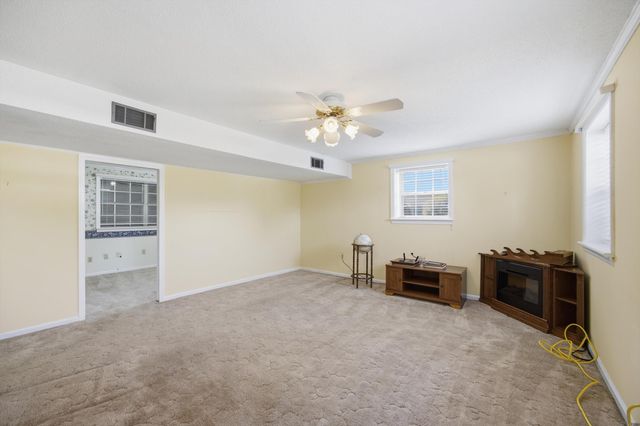 6710 Larkwood Lane, Chattanooga, TN 37421