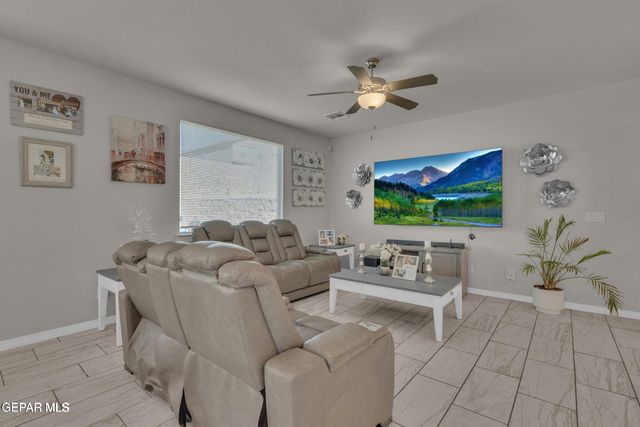 12829 HIDDEN EDGE Drive, Horizon City, TX 79928