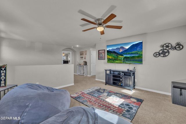 12829 HIDDEN EDGE Drive, Horizon City, TX 79928