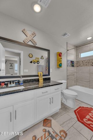 12829 HIDDEN EDGE Drive, Horizon City, TX 79928