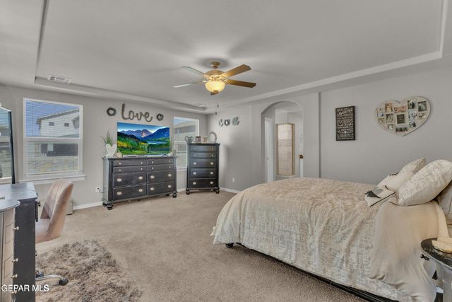 12829 HIDDEN EDGE Drive, Horizon City, TX 79928