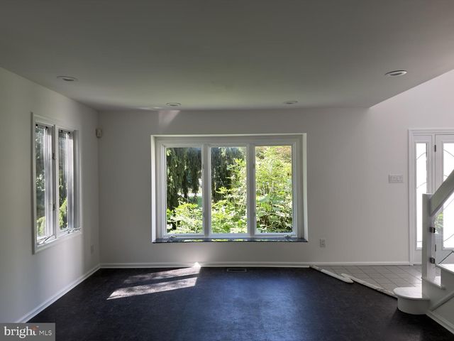4344 TROPHY DR, Upper Chichester, PA 19061