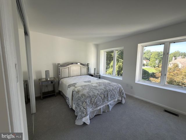 4344 TROPHY DR, Upper Chichester, PA 19061
