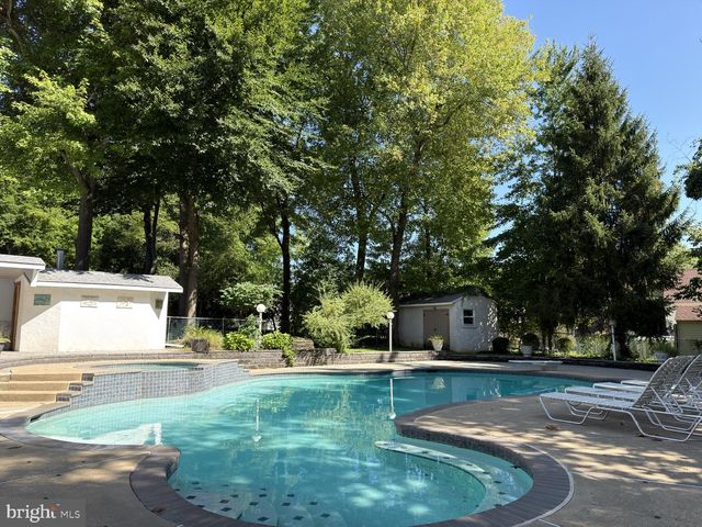 4344 TROPHY DR, Upper Chichester, PA 19061
