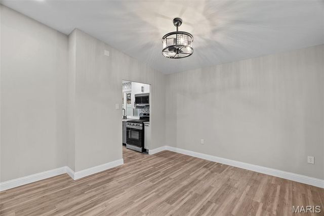 2956 Chevron Drive, St Louis, MO 63125