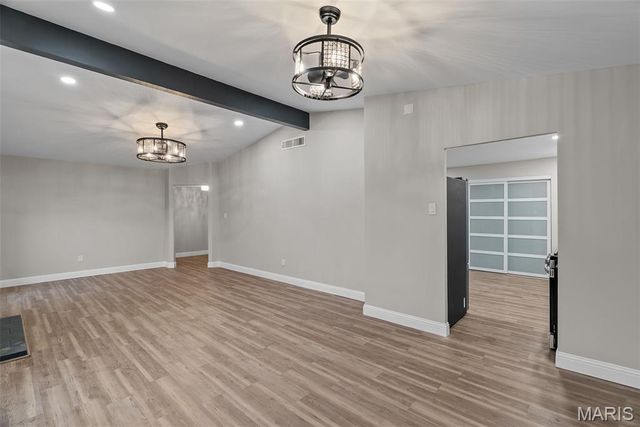 2956 Chevron Drive, St Louis, MO 63125