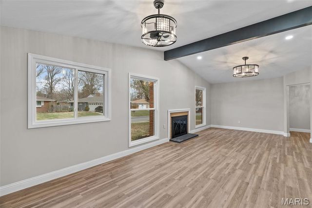 2956 Chevron Drive, St Louis, MO 63125