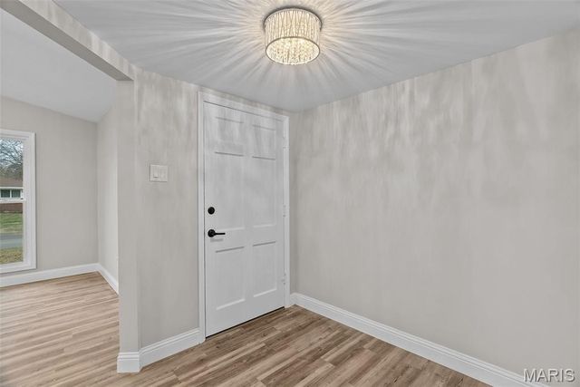 2956 Chevron Drive, St Louis, MO 63125