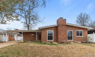 2956 Chevron Drive, St Louis, MO 63125
