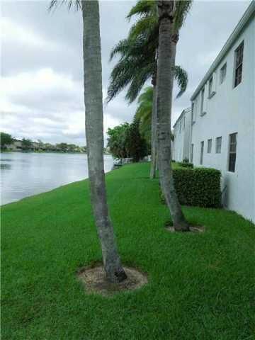 12066 NW 11th Street, Pembroke Pines, FL 33026