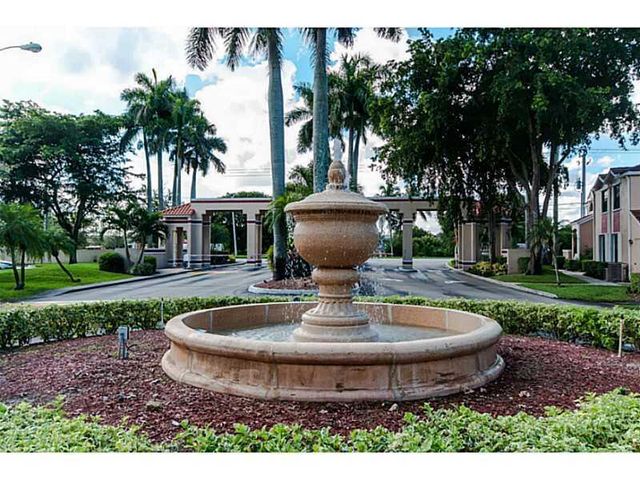 12066 NW 11th Street, Pembroke Pines, FL 33026