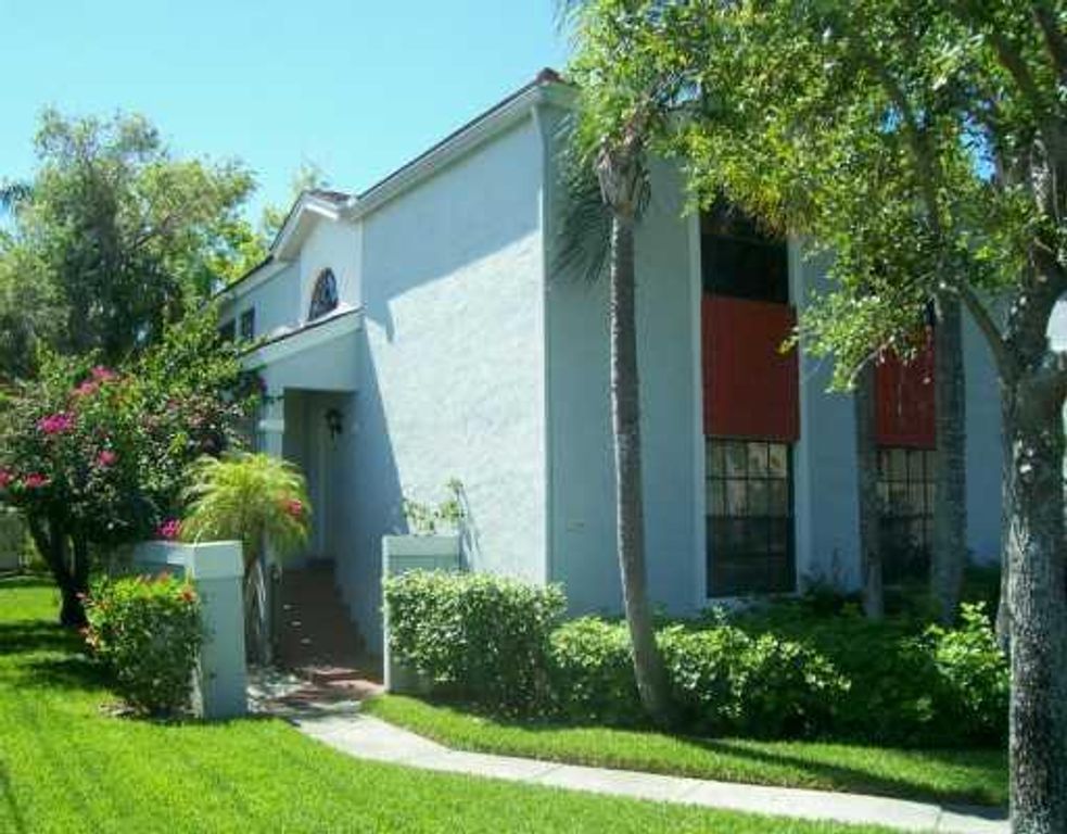 12066 NW 11th Street, Pembroke Pines, FL 33026