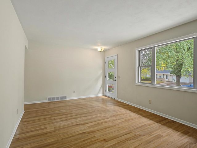 2618 Fell Road, Madison, WI 53713