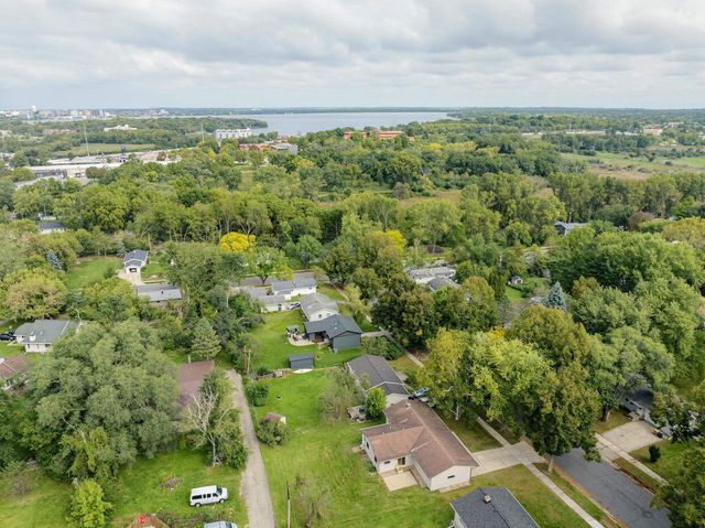 2618 Fell Road, Madison, WI 53713