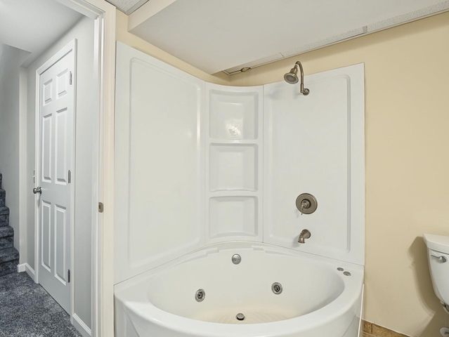 2618 Fell Road, Madison, WI 53713