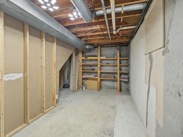 2618 Fell Road, Madison, WI 53713