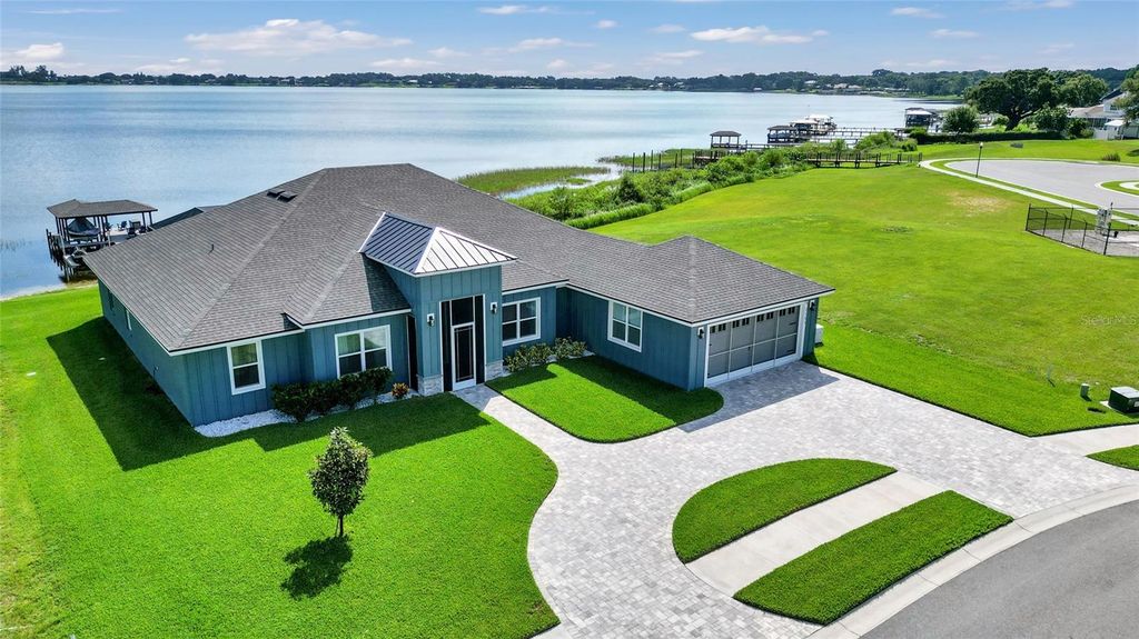 1153 ENCLAVE COURT, Auburndale, FL 33823