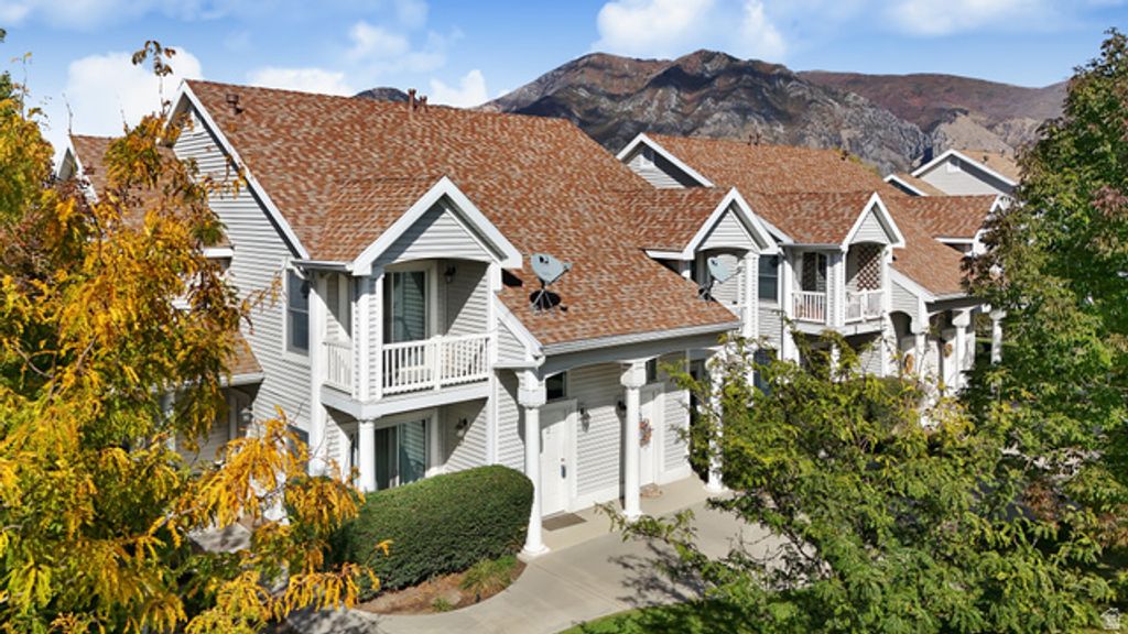 Image 1 of property listing at 2480 W 450 S #4, Springville, UT 84663