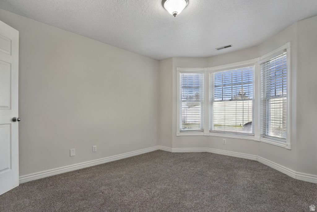 Image 11 of property listing at 2480 W 450 S #4, Springville, UT 84663