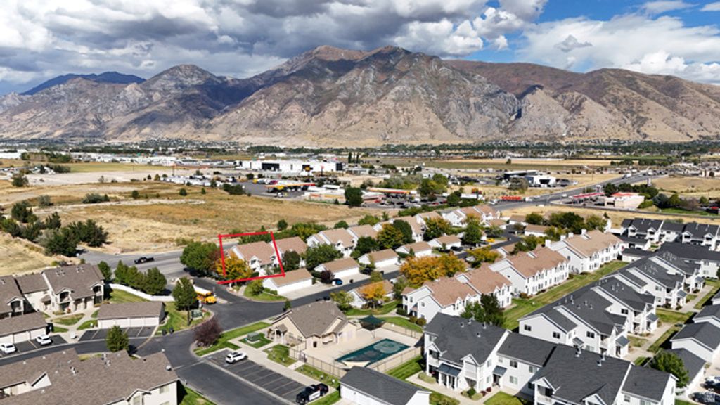 Image 17 of property listing at 2480 W 450 S #4, Springville, UT 84663