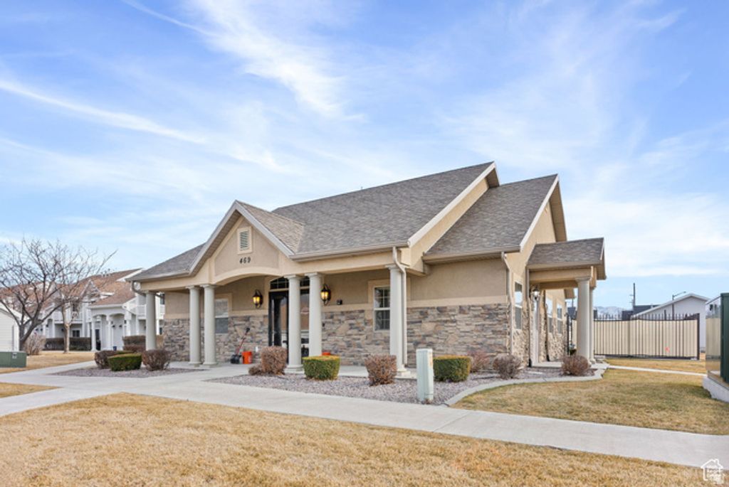 Image 21 of property listing at 2480 W 450 S #4, Springville, UT 84663