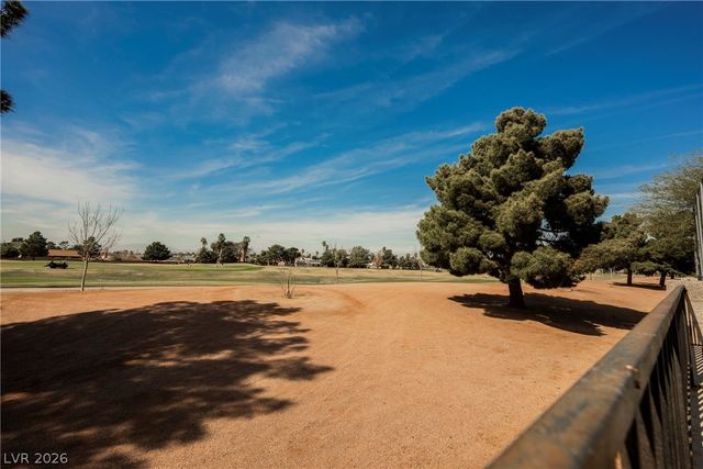 5539 Ballinger Drive, Las Vegas, NV 89142