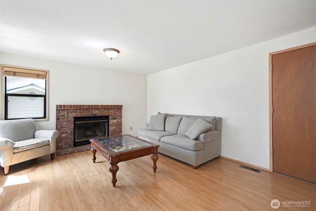 7030 67th Place NE, Marysville, WA 98270