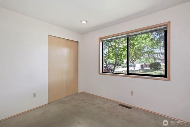 7030 67th Place NE, Marysville, WA 98270