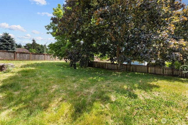 7030 67th Place NE, Marysville, WA 98270