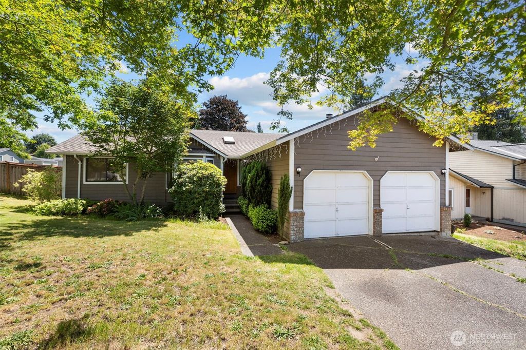 7030 67th Place NE, Marysville, WA 98270