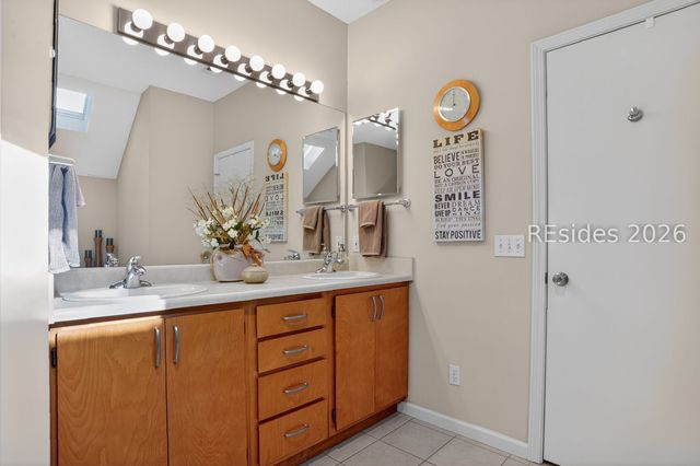 50 Heritage Lakes Dr, Bluffton, SC 29910