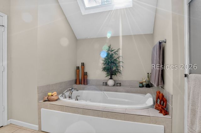 50 Heritage Lakes Dr, Bluffton, SC 29910