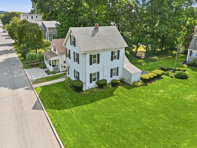 76 Harrison Ave, Woburn, MA 01801
