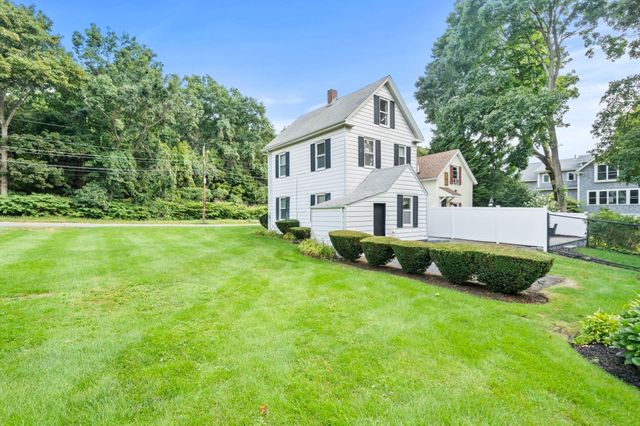76 Harrison Ave, Woburn, MA 01801