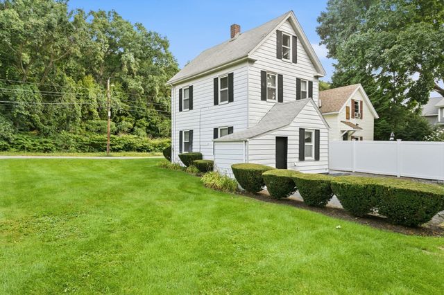 76 Harrison Ave, Woburn, MA 01801