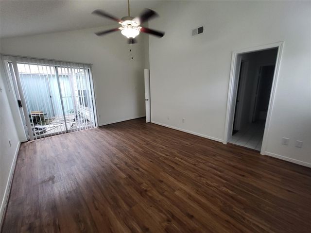 13839 Walnut Hollow Lane, Houston, TX 77082