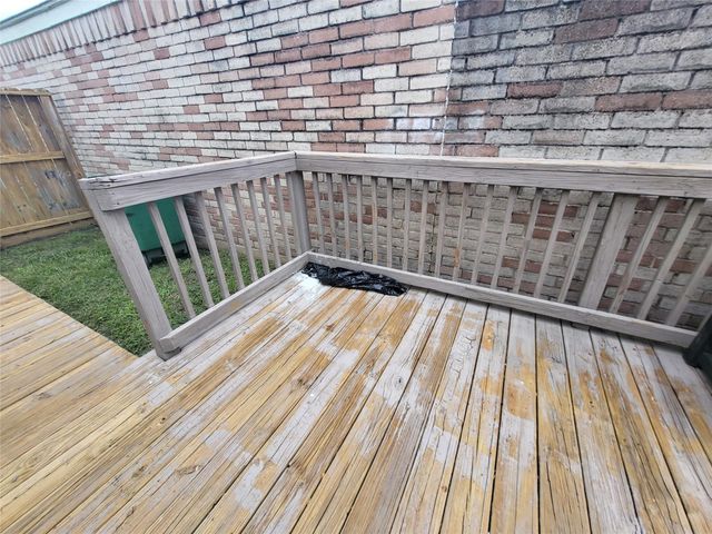 13839 Walnut Hollow Lane, Houston, TX 77082