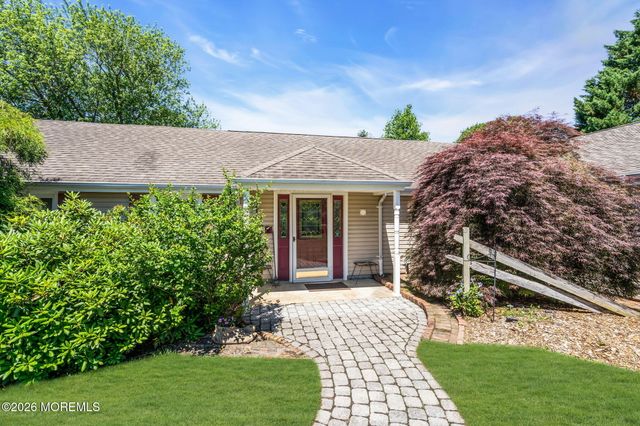 89 Harmony Avenue, Middletown, NJ 07748