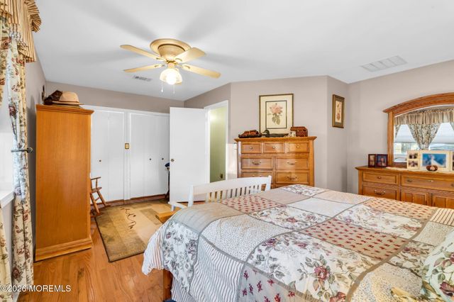 89 Harmony Avenue, Middletown, NJ 07748