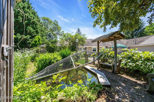 89 Harmony Avenue, Middletown, NJ 07748