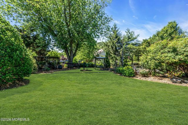 89 Harmony Avenue, Middletown, NJ 07748