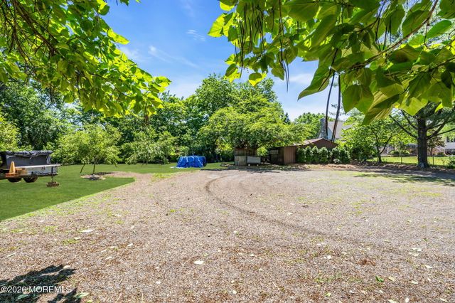 89 Harmony Avenue, Middletown, NJ 07748