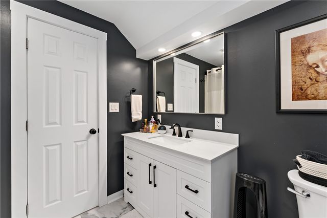 204 Orchard Ave, Canonsburg, PA 15317