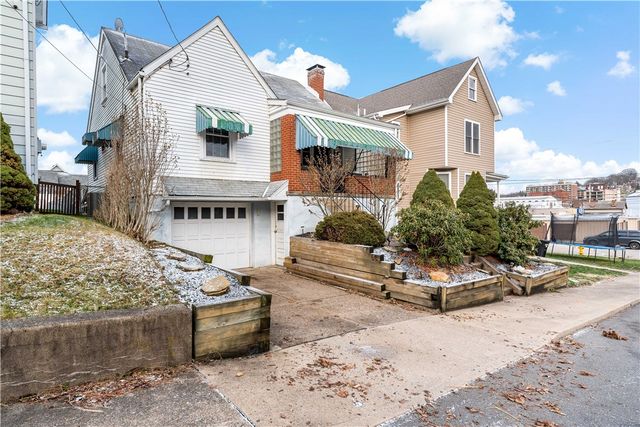 204 Orchard Ave, Canonsburg, PA 15317