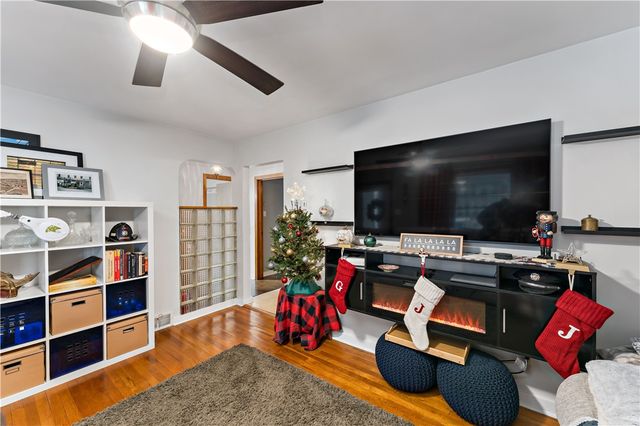 204 Orchard Ave, Canonsburg, PA 15317